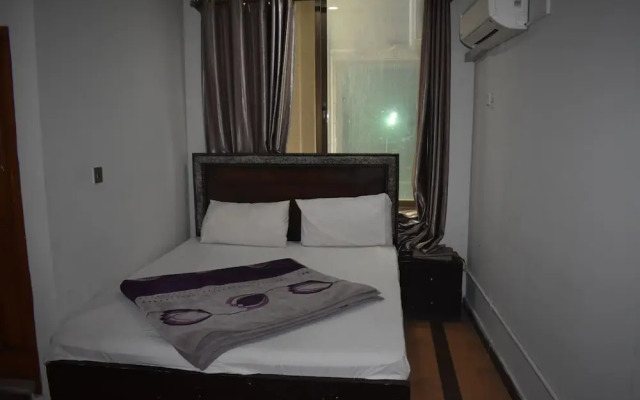 Rajada Hotel