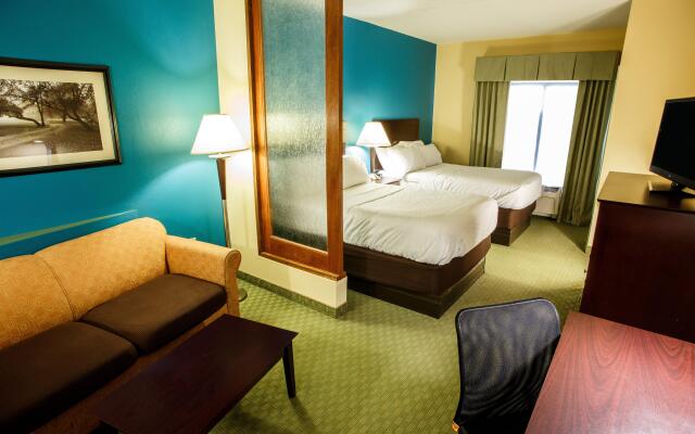 Holiday Inn Express Hotel & Suites Harrisburg West by IHG