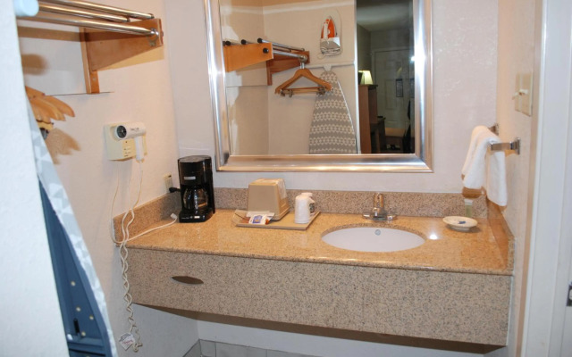 Americas Best Value Inn and Suites DeSoto