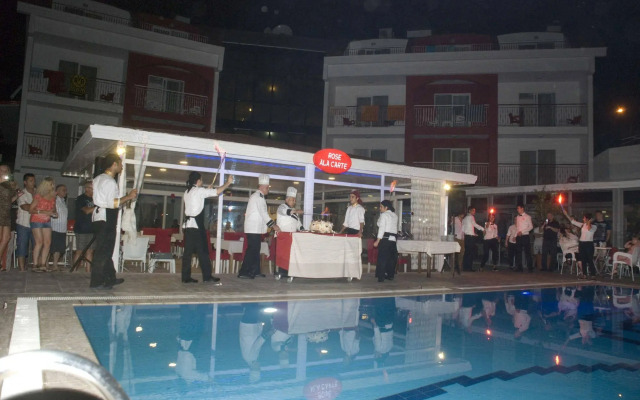 Side Legend Hotel