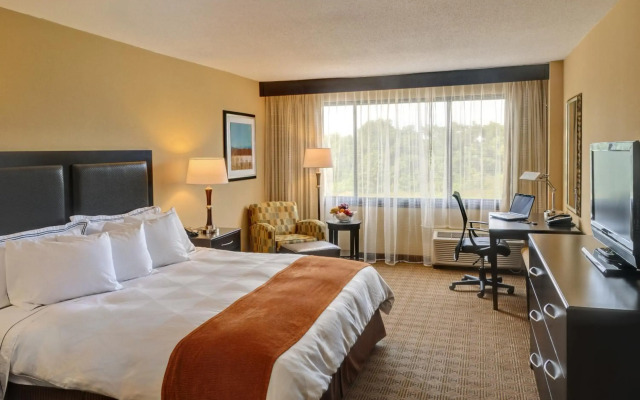 Radisson Hotel Freehold