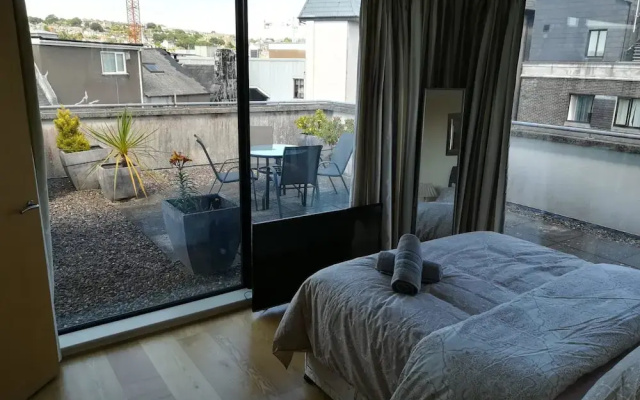 2 bedroom penthouse Cork city Fitton St