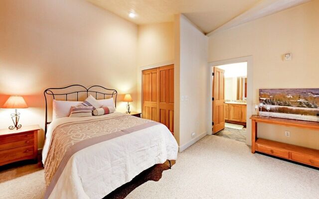 Crestview Condo #B304 by RedAwning