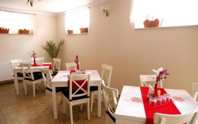 Отель Crema Residence