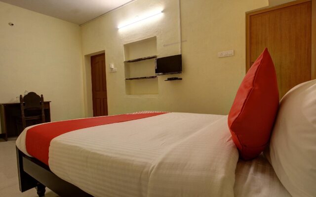 Tulip Towers By OYO Rooms