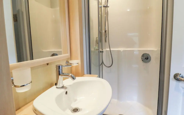 Bowland Lakes Leisure Village Lodge 16