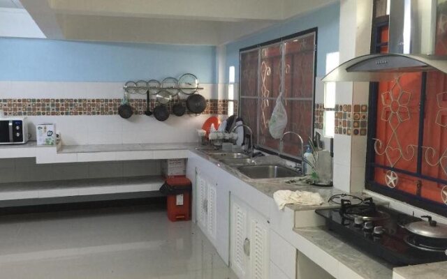 Flow Yoga CNX House