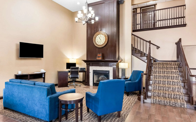 Comfort Inn & Suites Columbus East