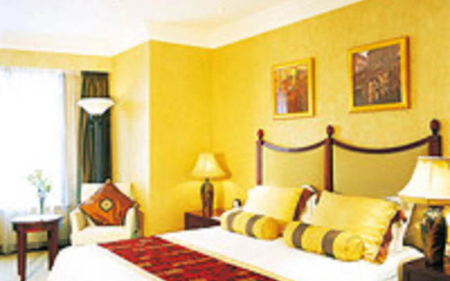 The Bund Riverside Hotel