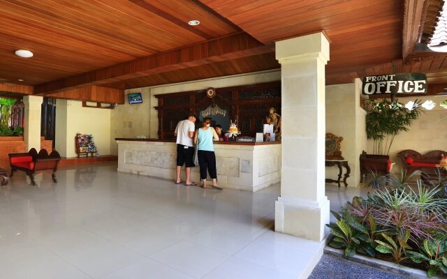 Laghawa Beach Hotel & Villa