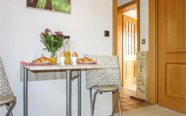 Nice Apartment in Jesberg - Densberg With 2 Bedrooms and Wifi