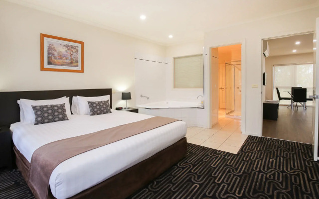 Aquarius All Suite Apartments