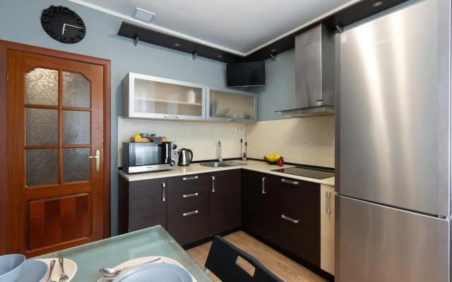 Надёжный посуточник на проезде Керамический