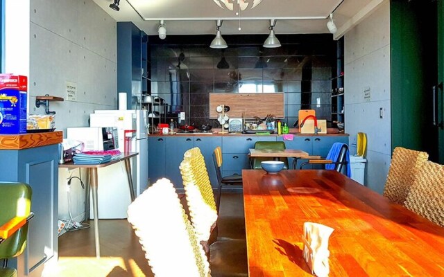 illuso Guest House - Hostel