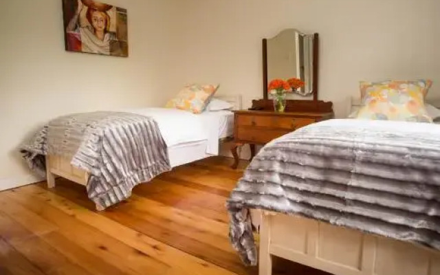 Cornfields River Bed And Breakfast