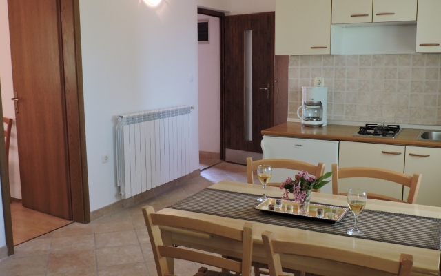 Apartment Mimi - with swimming pool A2 Ulika  Krnica, Istria