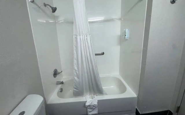 Super 8 By Wyndham Chattanooga/Hamilton Place