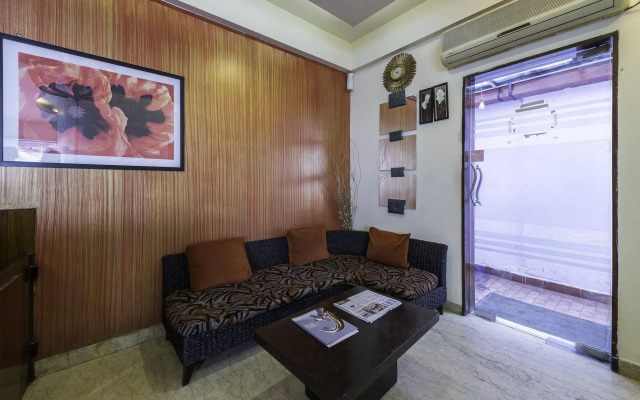 OYO 11137 Hotel Morgen Suites