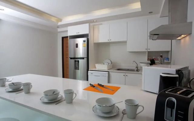 Villa Phawta 2 Bedrooms Villa in Kamala