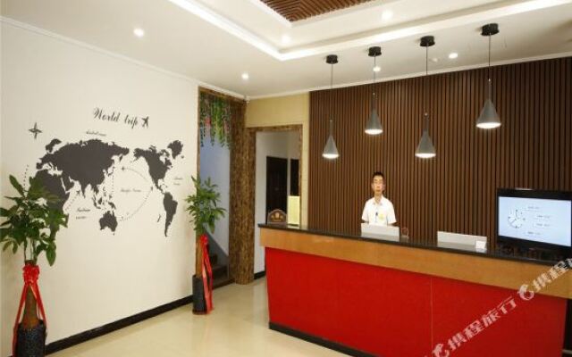 Tonglin Business Hotel