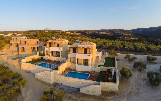Roupes Villas
