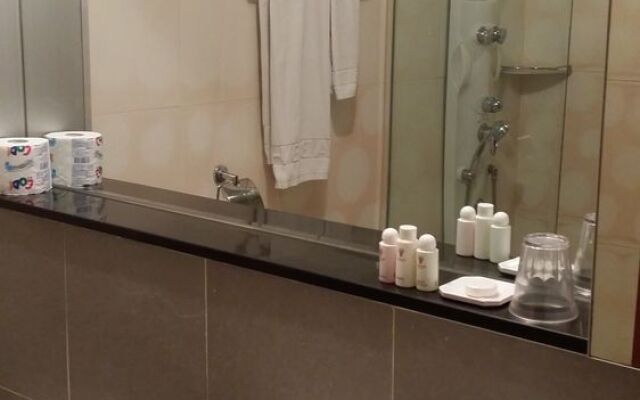 Vabien Suite 1 Serviced Residence