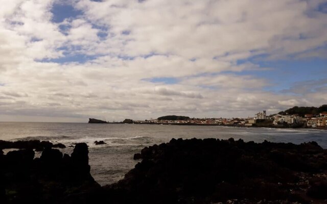 Property with One Bedroom in Ponta Delgada, with Wonderful Sea View And Wifi - 1 Km From the Beach