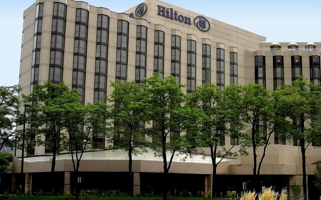 Hilton Rosemont Chicago O'Hare