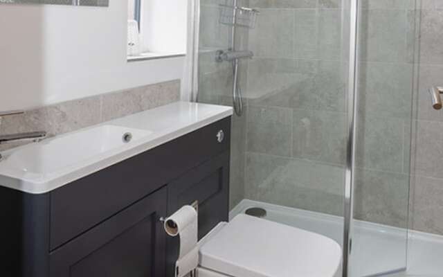 Cosy Double or Twin Studio Near Shearsby, England