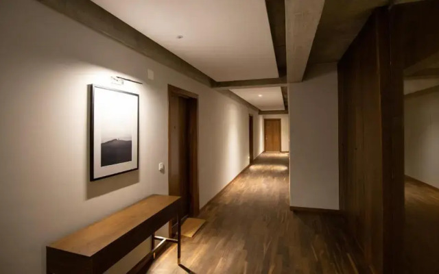 Central Comfort Suites