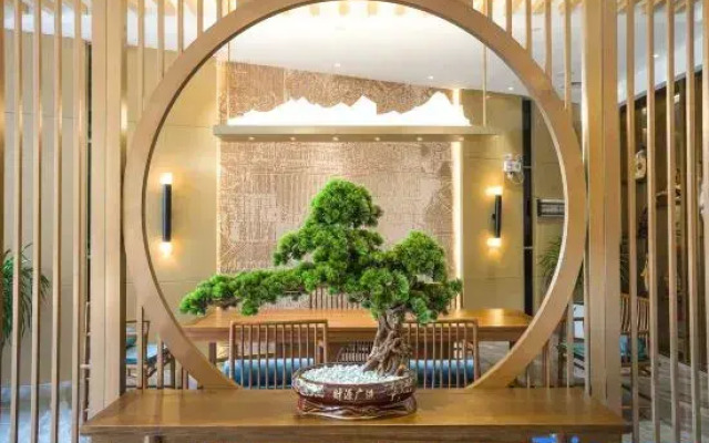 Yunan Yuehu Garden Hotel