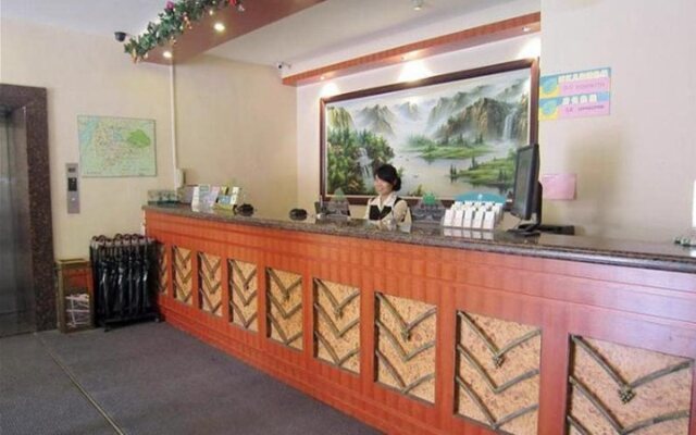GreenTree Inn Nanjing ZhonGYAnGMEn Railway Station Express Hotel