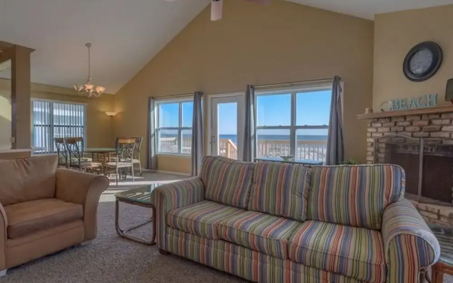 Kokomo by Meyer Vacation Rentals
