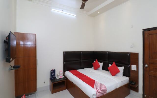 OYO 22396 Hotel Ashoka International