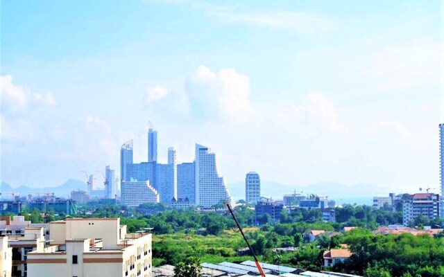 700 Meters to Jomtien Beach 8 Mins - Pattaya City