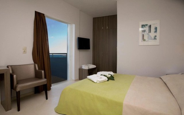 Astron Hotel