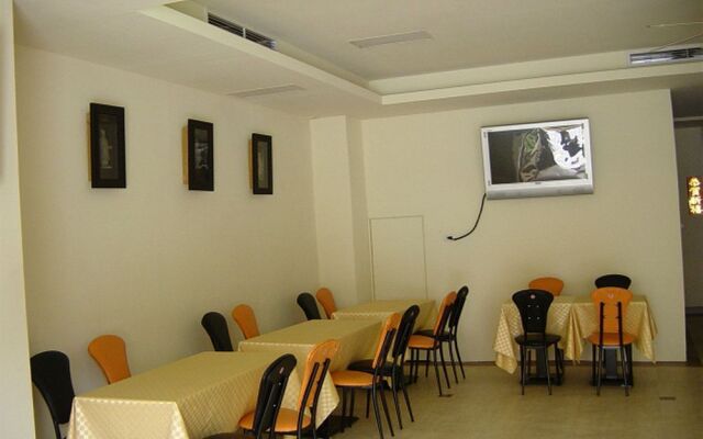 Good Ground Hotel Tainan