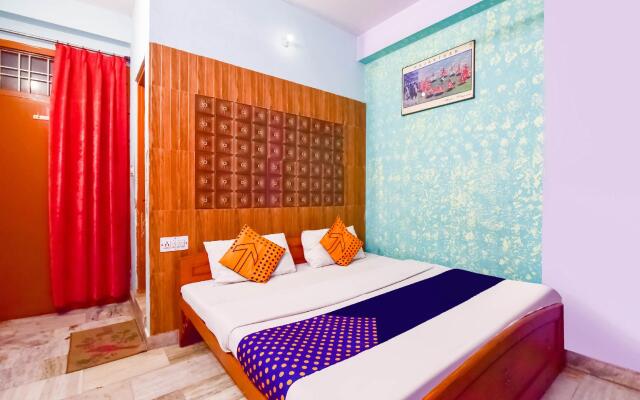 SPOT ON 79005 Hotel Ganga Kripa