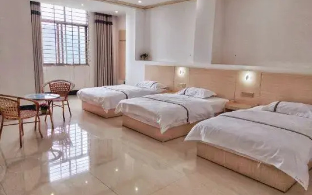 Chenxing Convenient Hotel