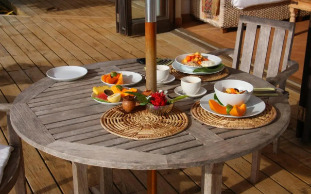 Reef Resort Vava U