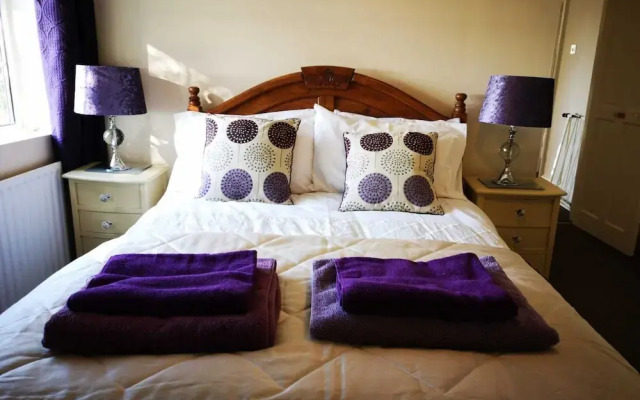 Charming 5-bed House in Boston Lincolnshire