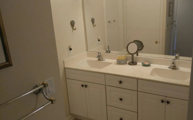 Shorewood Oceanfront Villas