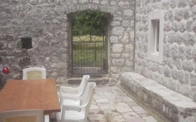 Pajo Apartments