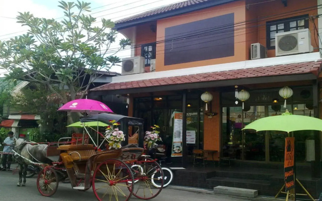 Chita Coffee & Guesthouse