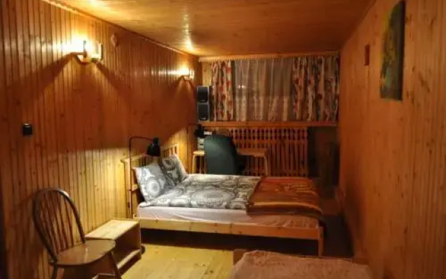 Piergiesówka. Dom w górach.