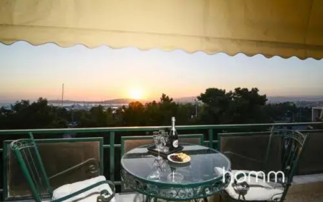 95m² homm Spectacular Flisvos Marina Sea View Flat