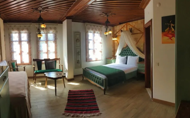 White Garden Hotel