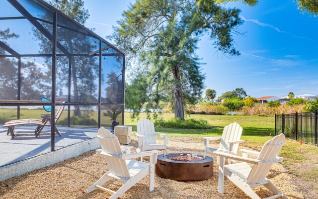 Apollo Beach Oasis: Lanai + Heated Pool!