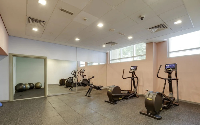 Stunning 2 BR in the heart of Downtown