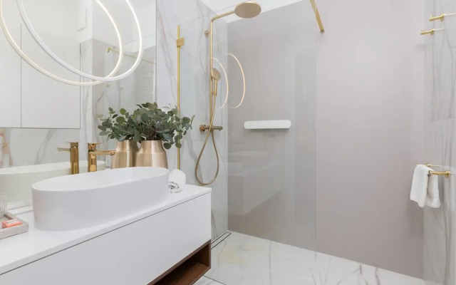 Lux Nadmotlawie Apartments by Renters